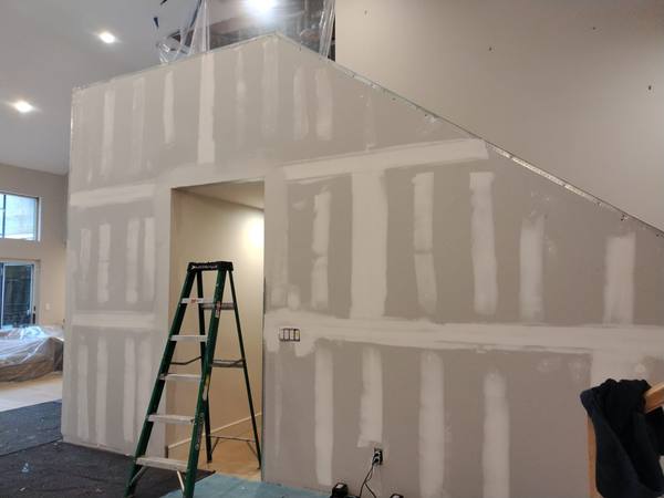 Drywall and spackle repair in Hampton Bays NY